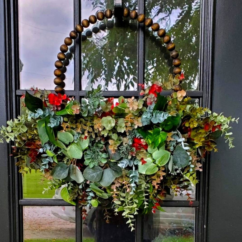 14" Stained Beaded Wreath - Floral/Greenery
